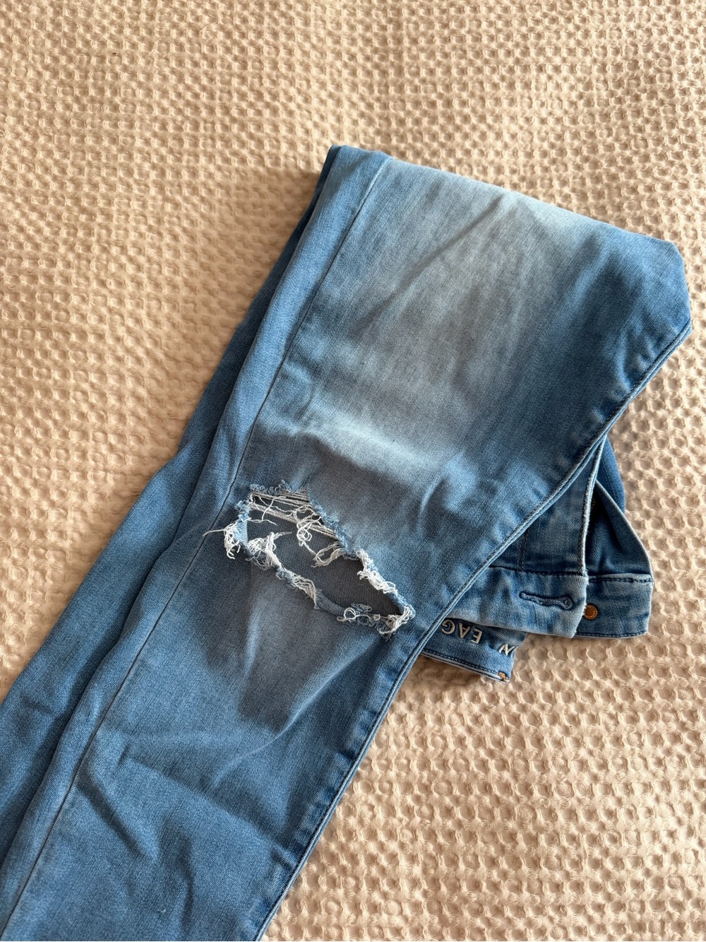 American Eagle Curvy Highest Rise Jegging - Picture 3 of 3